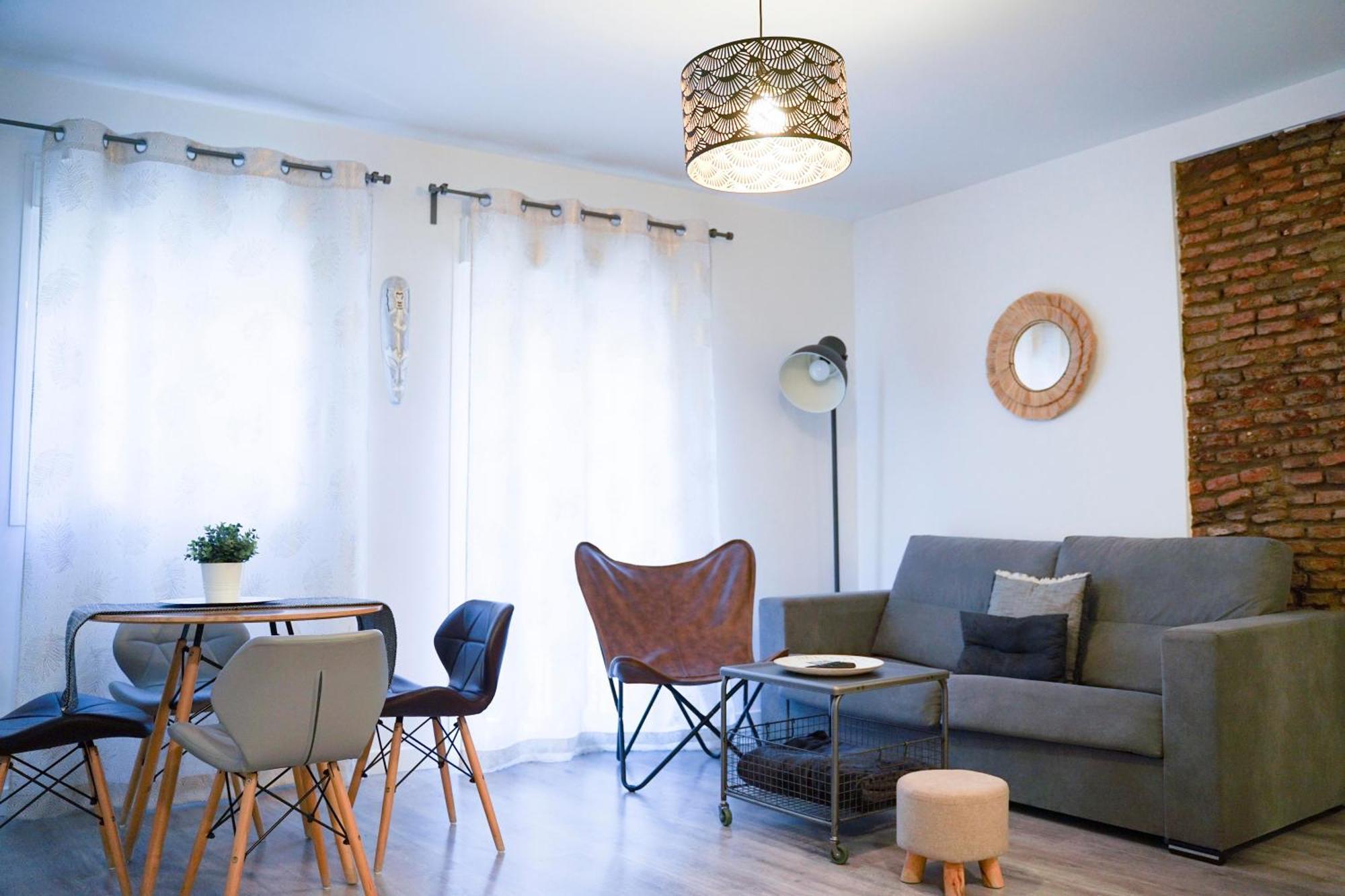 Apartamentos Suites Cariatide 플라센시아 외부 사진