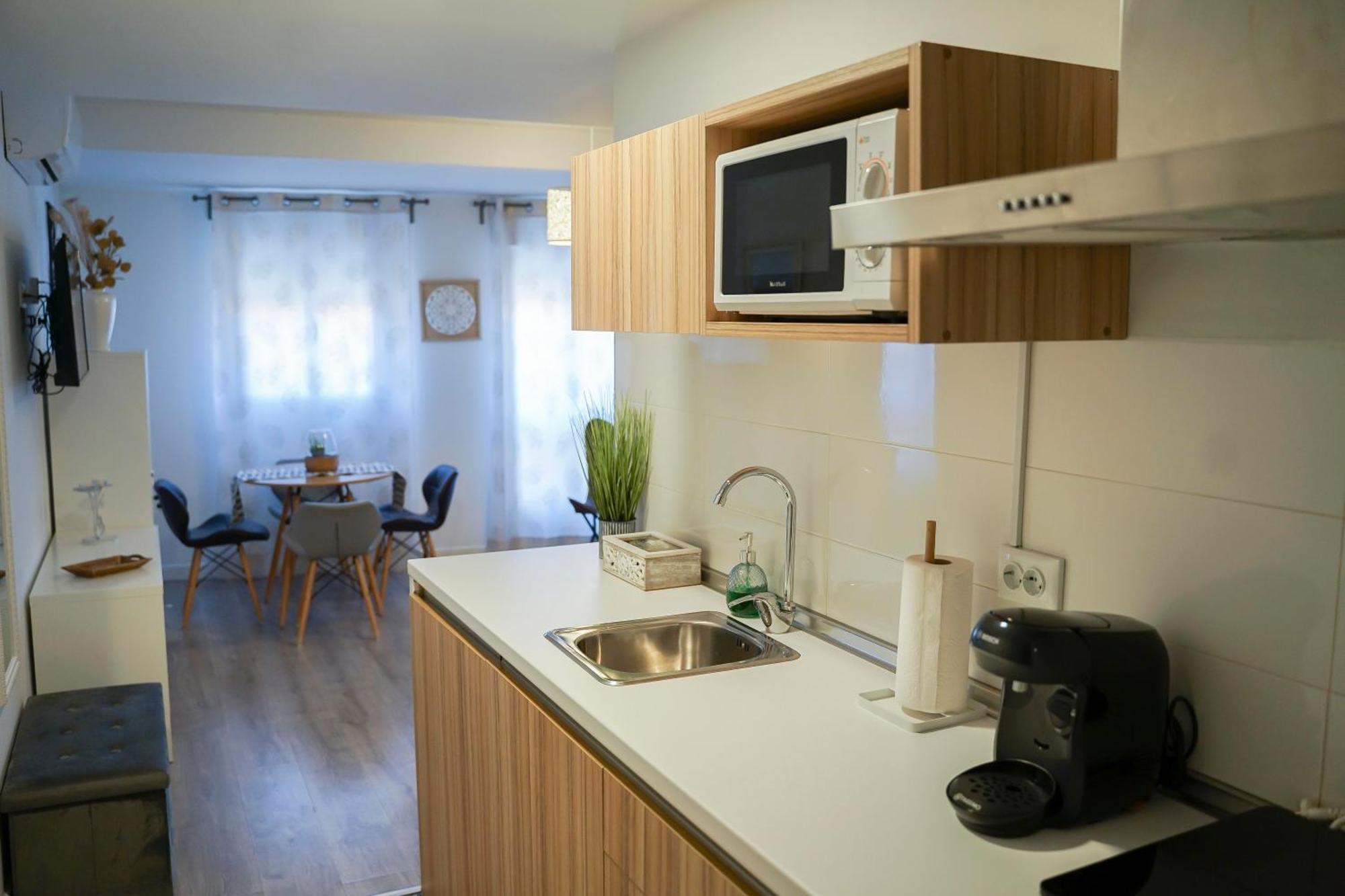 Apartamentos Suites Cariatide 플라센시아 외부 사진